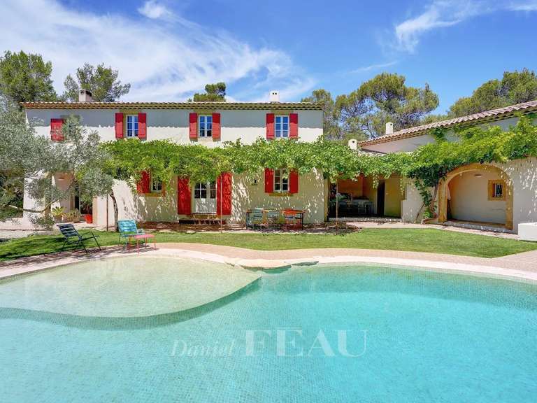 House Aix-en-Provence - 5 bedrooms - 259m²