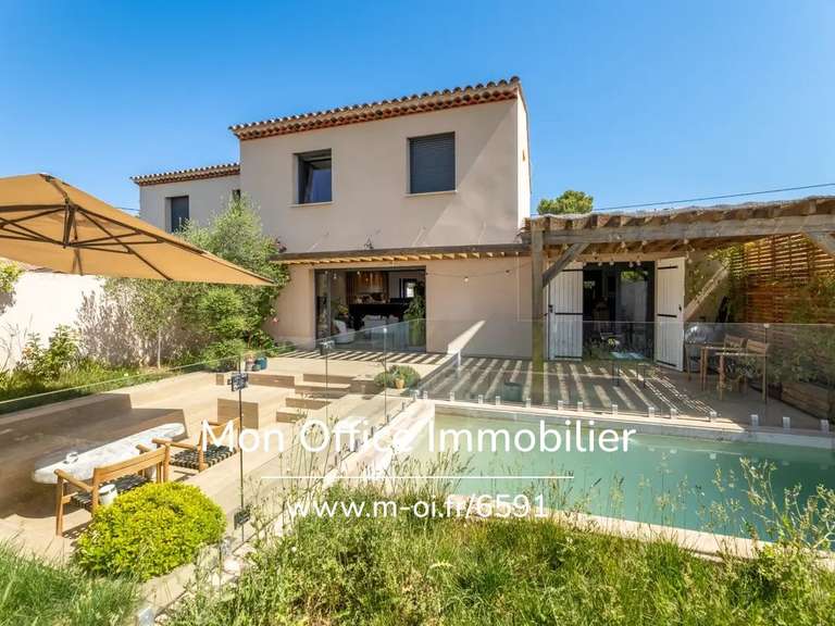 Maison Aix-en-Provence - 3 chambres - 115m²