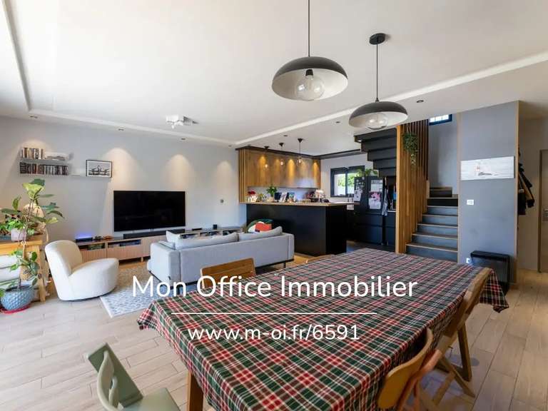 Maison Aix-en-Provence - 3 chambres - 115m²