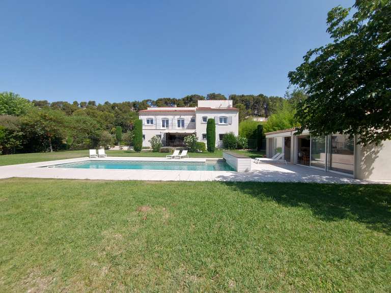 Maison Aix-en-Provence - 9 chambres - 425m²