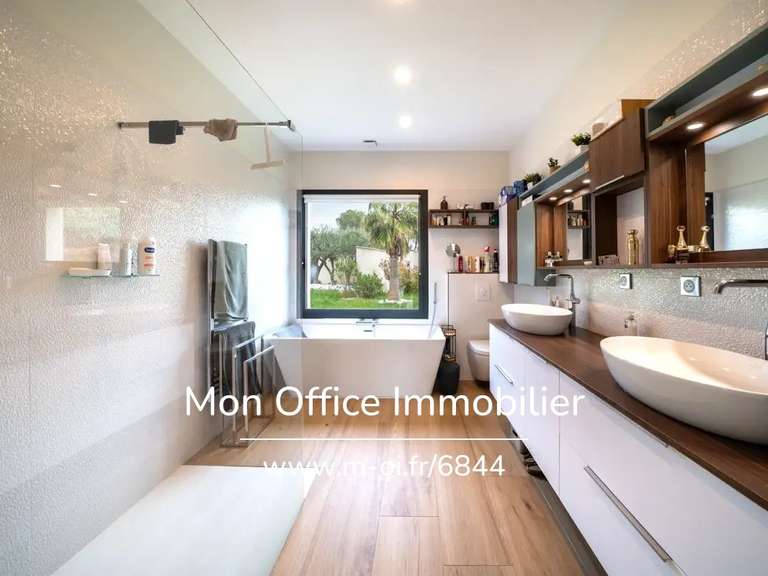 House Aix-en-Provence - 4 bedrooms - 234m²