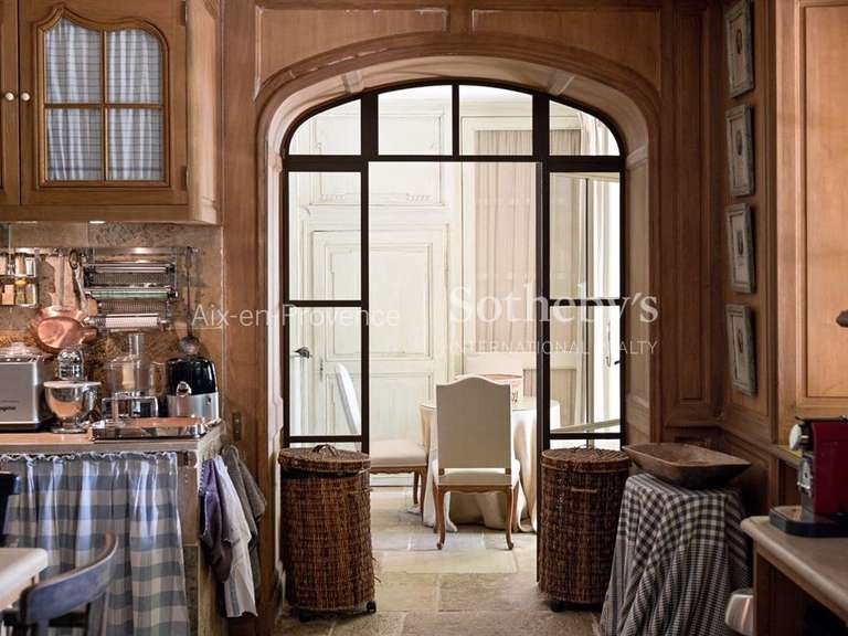 Maison Aix-en-Provence - 8 chambres - 765m²
