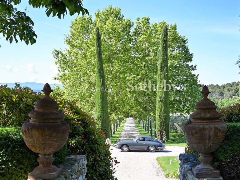 Maison Aix-en-Provence - 8 chambres - 765m²