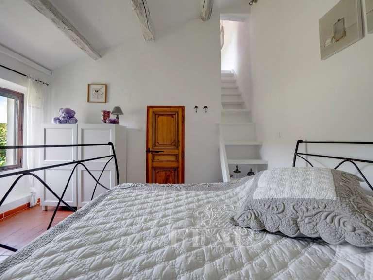 Maison Aix-en-Provence - 3 chambres - 197m²