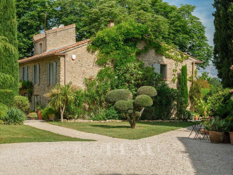 Maison Aix-en-Provence - 3 chambres - 197m²
