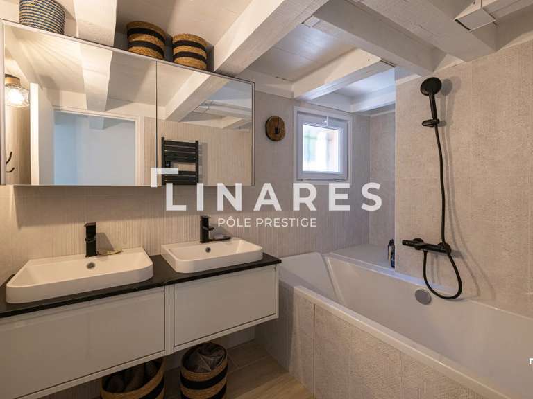 Maison Aix-en-Provence - 5 chambres - 191m²
