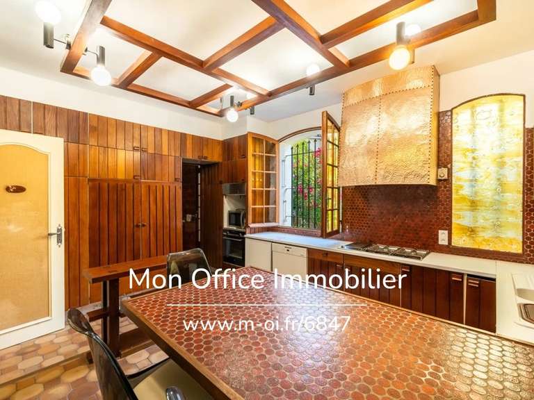 Maison Aix-en-Provence - 6 chambres - 300m²