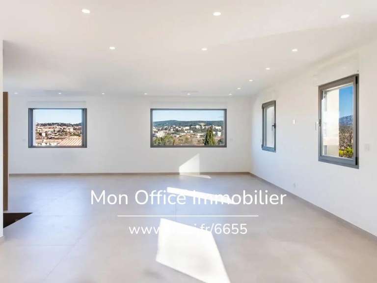Maison Aix-en-Provence - 4 chambres - 175m²