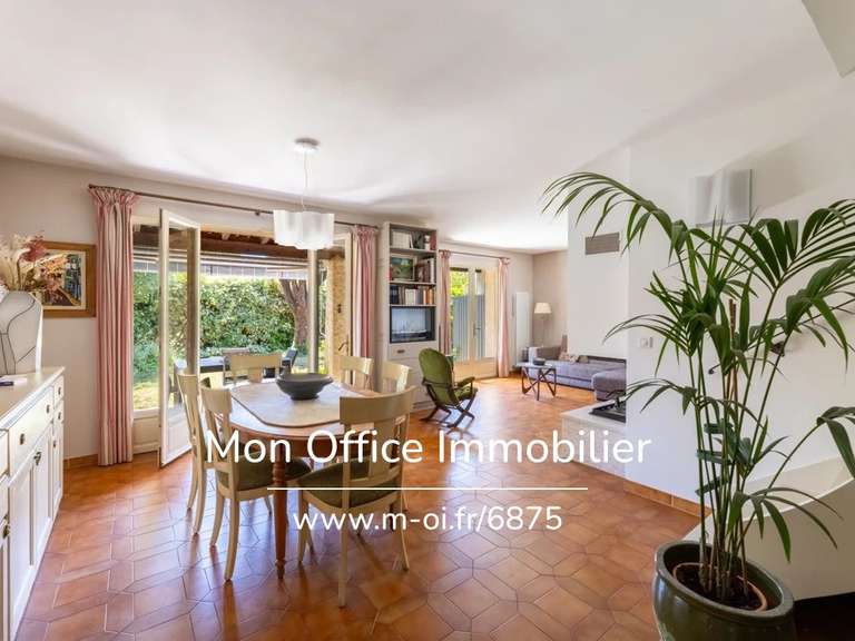 Maison Aix-en-Provence - 4 chambres - 125m²