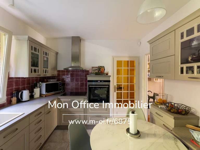 Maison Aix-en-Provence - 4 chambres - 125m²