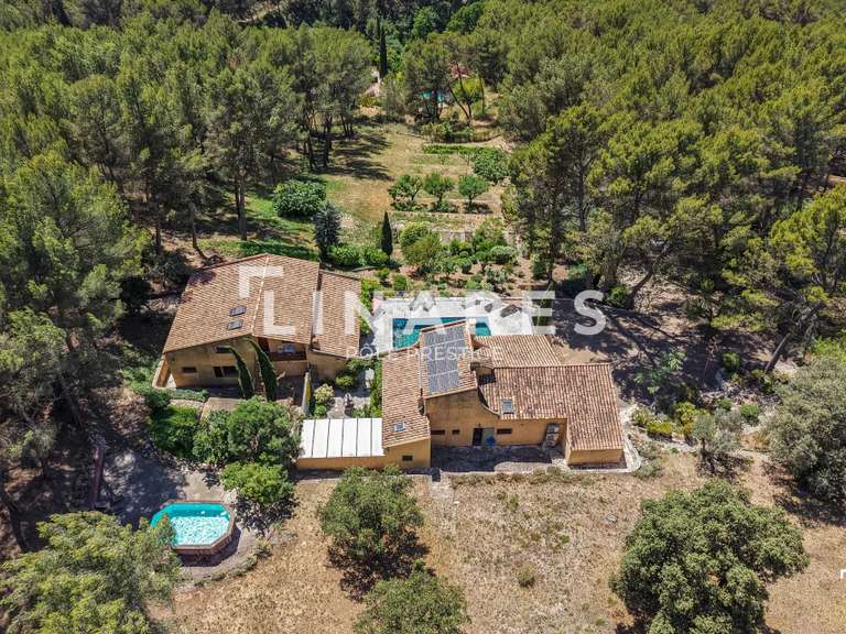 Maison Aix-en-Provence - 8 chambres - 310m²