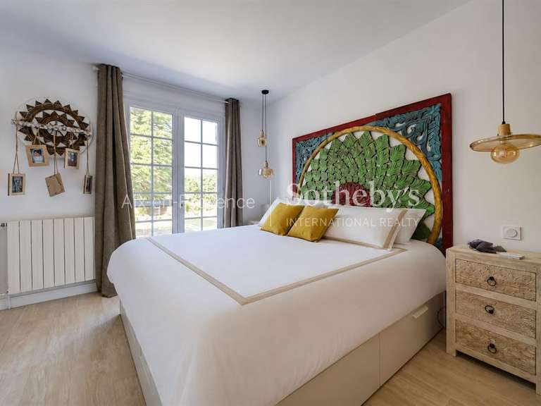 Maison Aix-en-Provence - 5 chambres - 190m²