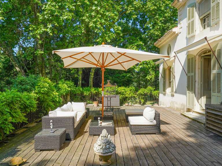 Maison Aix-en-Provence - 9 chambres - 400m²