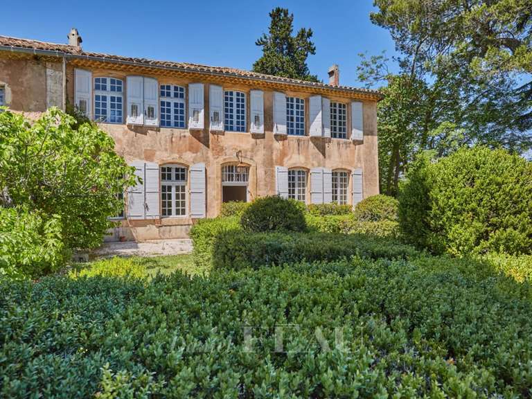 Maison Aix-en-Provence - 9 chambres - 550m²