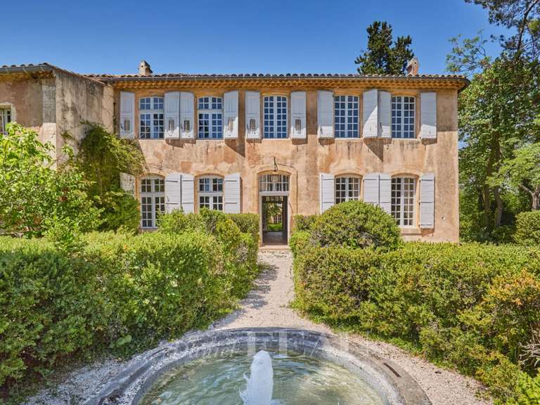 Maison Aix-en-Provence - 9 chambres - 550m²