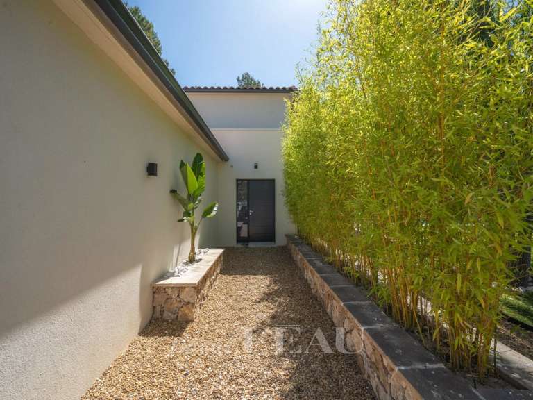 Maison Aix-en-Provence - 4 chambres - 201m²