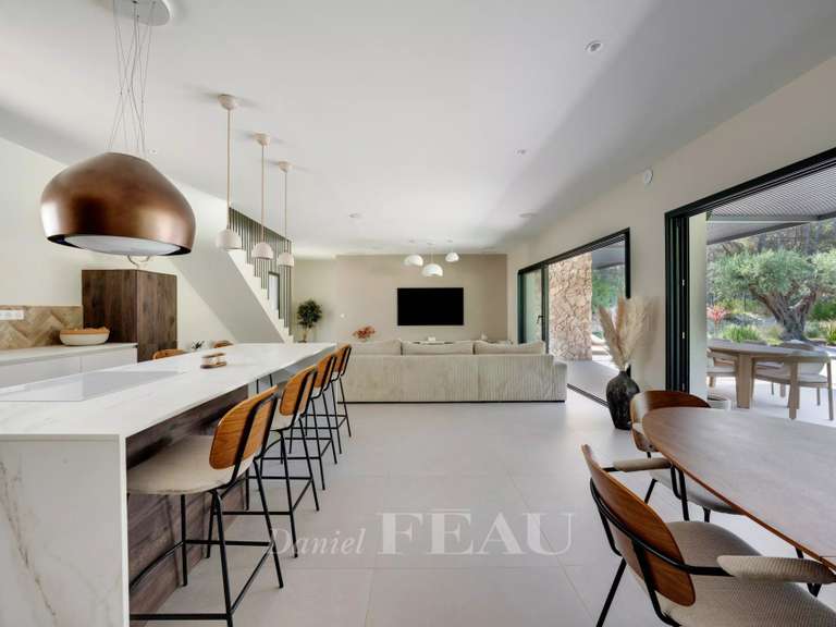 Maison Aix-en-Provence - 4 chambres - 201m²