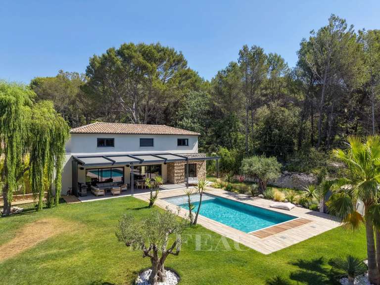 Maison Aix-en-Provence - 4 chambres - 201m²