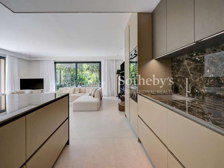 Maison Aix-en-Provence - 6 chambres - 310m²