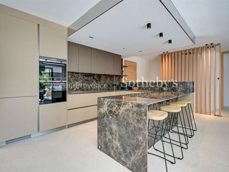 Maison Aix-en-Provence - 6 chambres - 310m²