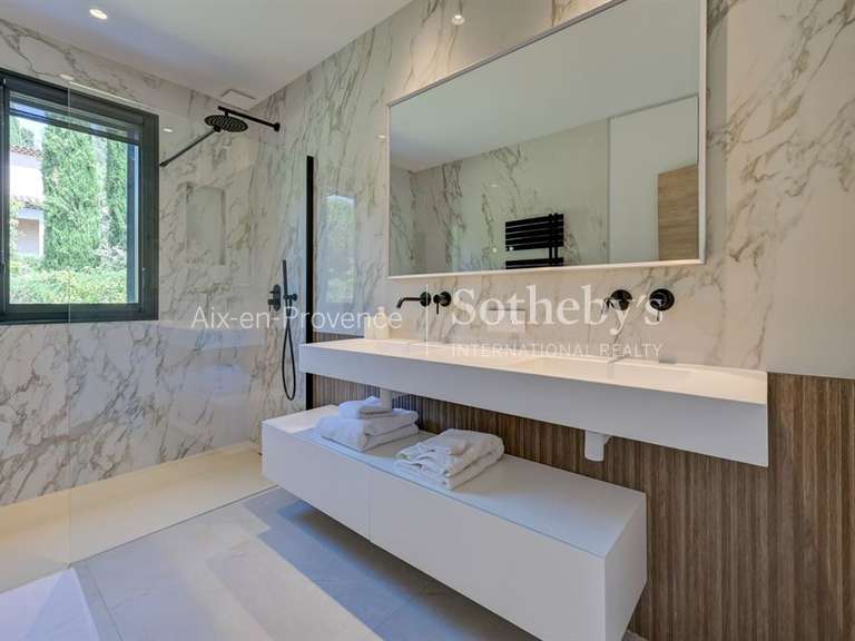 Maison Aix-en-Provence - 6 chambres - 310m²