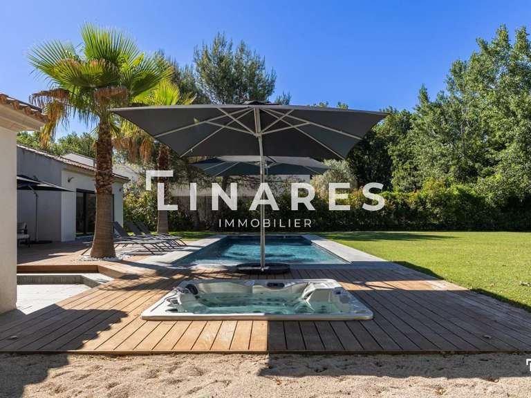 Maison Aix-en-Provence - 4 chambres - 271m²
