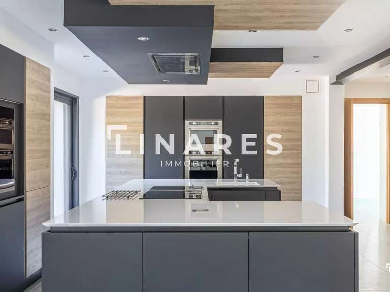 Maison Aix-en-Provence - 4 chambres - 271m²