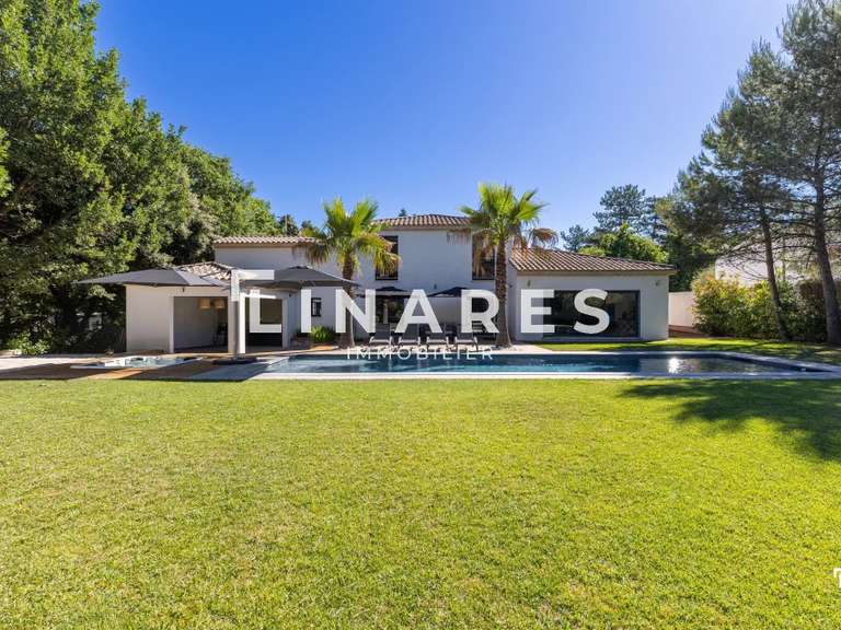 Maison Aix-en-Provence - 4 chambres - 271m²