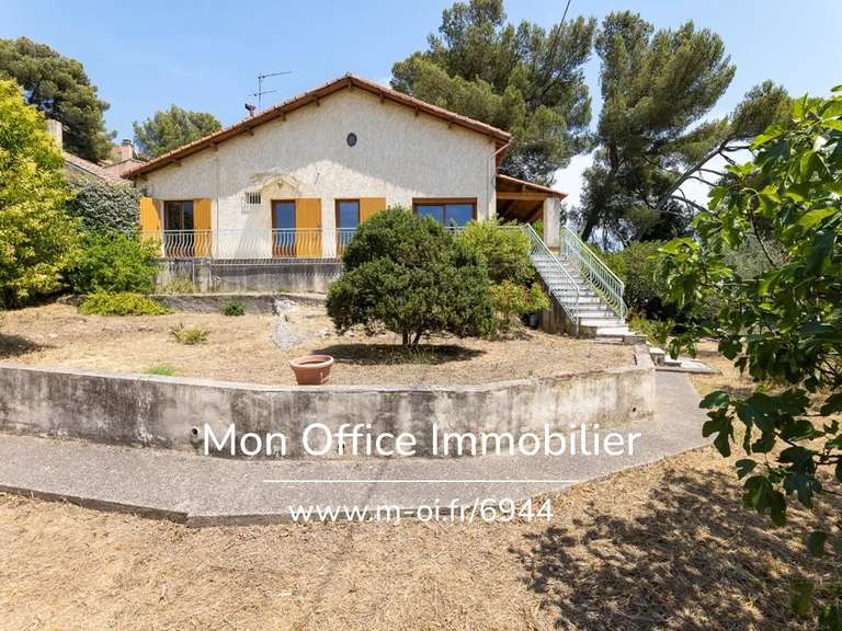 Maison Aix-en-Provence - 3 chambres - 100m²