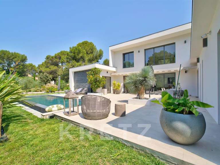 House Aix-en-Provence - 3 bedrooms - 260m²