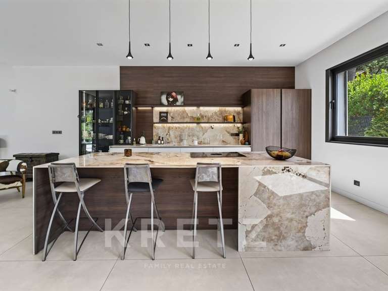 House Aix-en-Provence - 3 bedrooms - 260m²