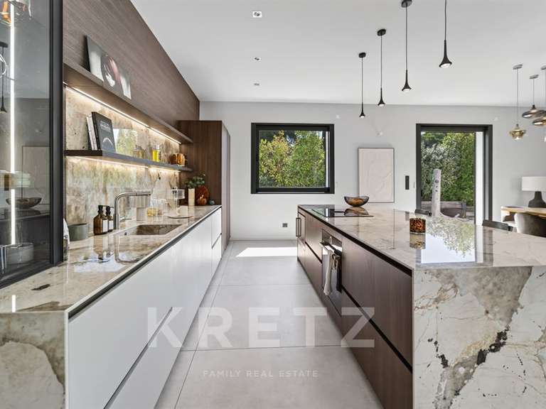 House Aix-en-Provence - 3 bedrooms - 260m²
