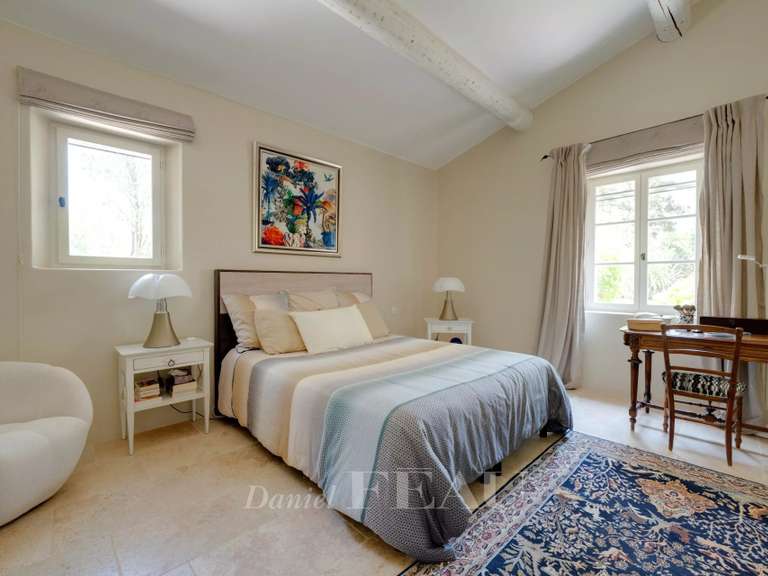 Maison Aix-en-Provence - 5 chambres - 240m²