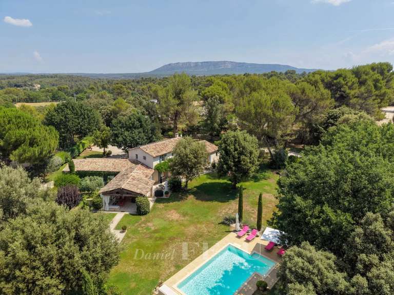 Maison Aix-en-Provence - 5 chambres - 240m²