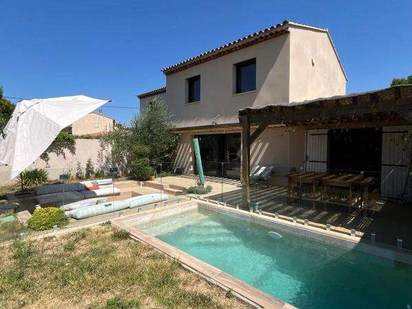 Maison Aix-en-Provence - 3 chambres - 115m²