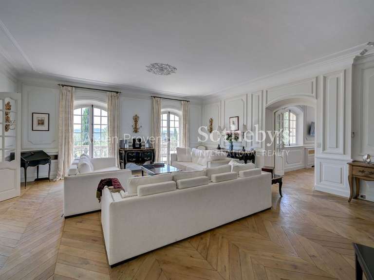 Maison Aix-en-Provence - 7 chambres - 900m²