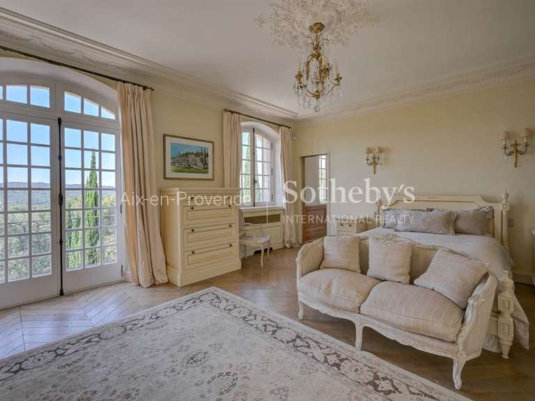 Maison Aix-en-Provence - 7 chambres - 900m²