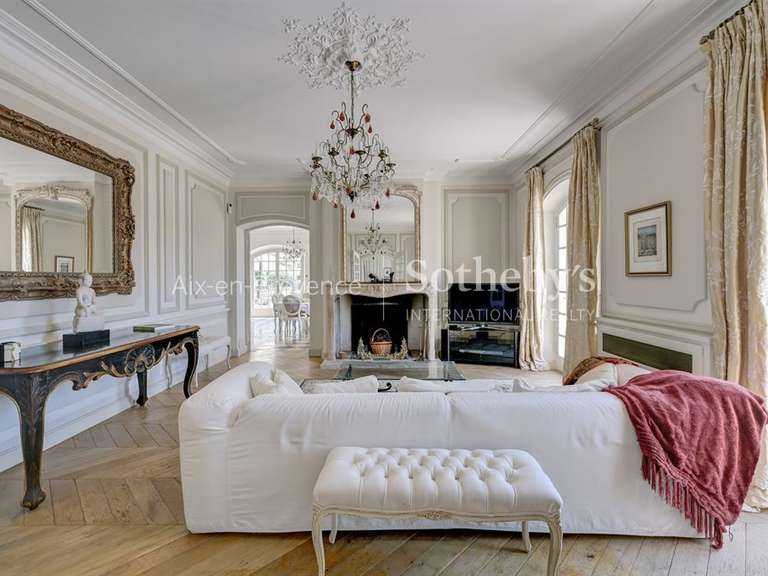 Maison Aix-en-Provence - 7 chambres - 900m²