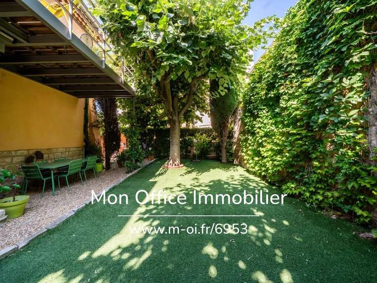 Maison Aix-en-Provence - 5 chambres - 228m²
