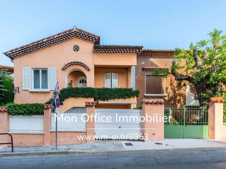 Maison Aix-en-Provence - 5 chambres - 228m²