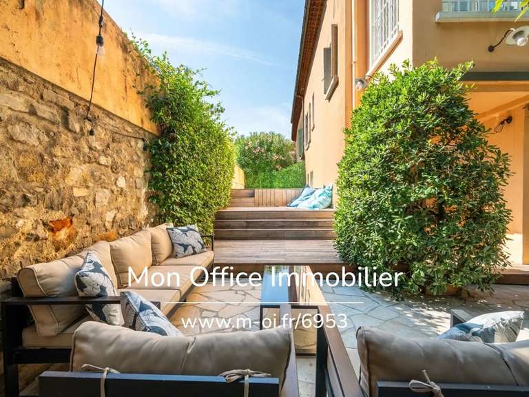 Maison Aix-en-Provence - 5 chambres - 228m²