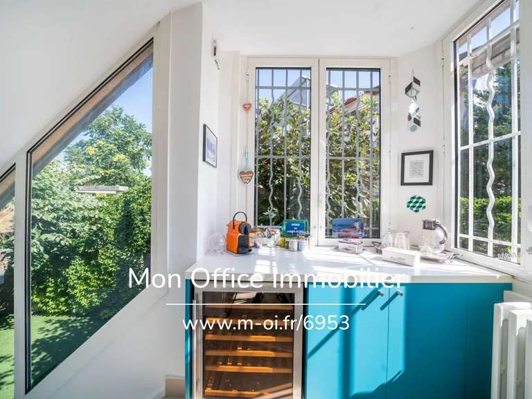 Maison Aix-en-Provence - 5 chambres - 228m²