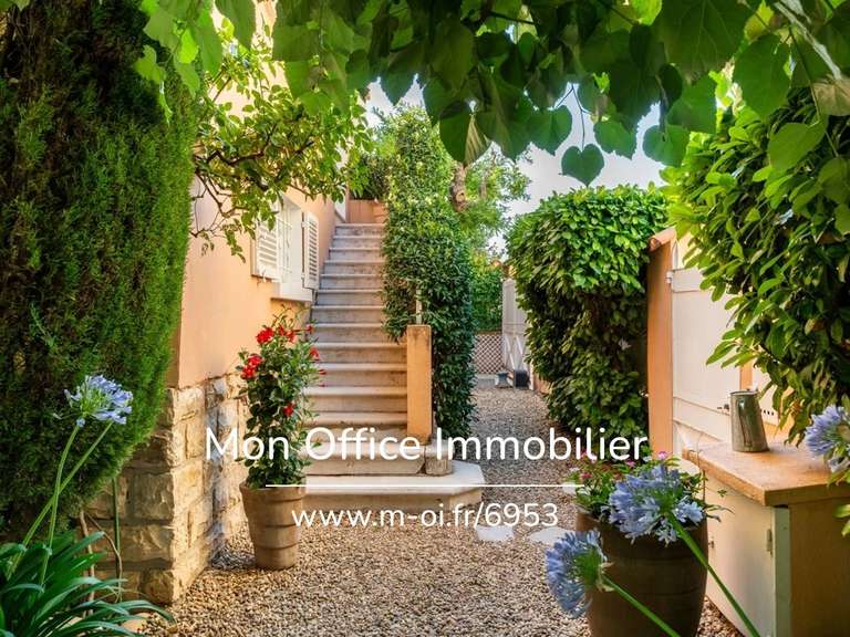 Maison Aix-en-Provence - 5 chambres - 228m²