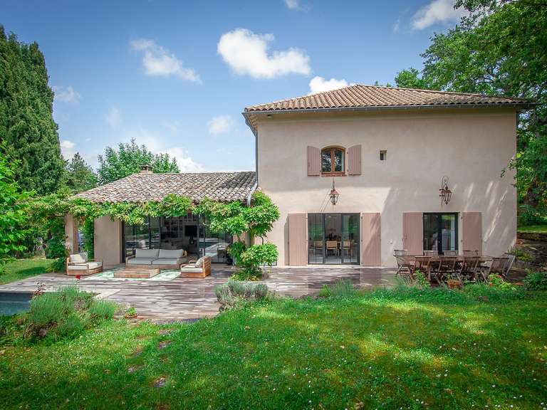 House Aix-en-Provence - 5 bedrooms - 205m²