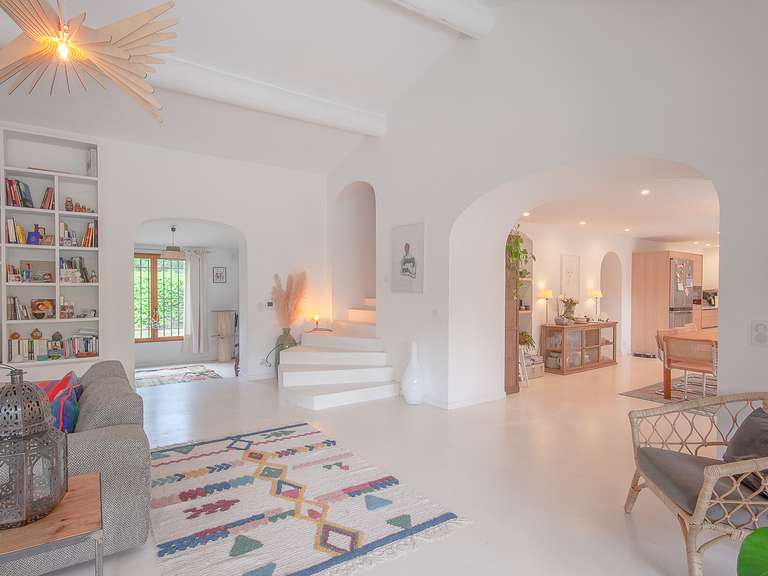 House Aix-en-Provence - 5 bedrooms - 205m²