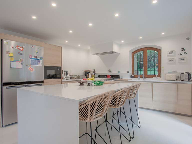 House Aix-en-Provence - 5 bedrooms - 205m²