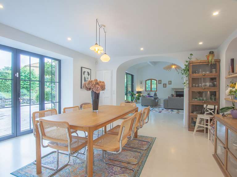 House Aix-en-Provence - 5 bedrooms - 205m²