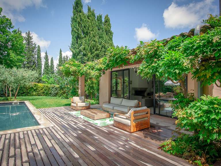 House Aix-en-Provence - 5 bedrooms - 205m²