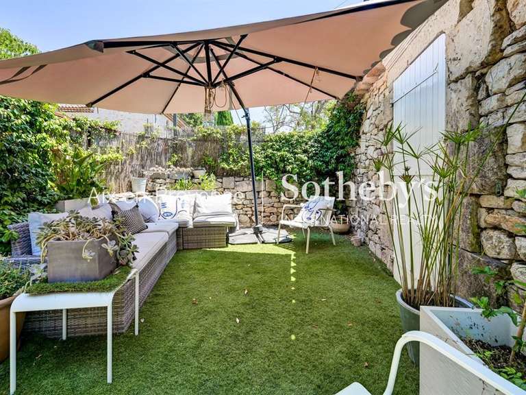 Maison Aix-en-Provence - 3 chambres - 127m²
