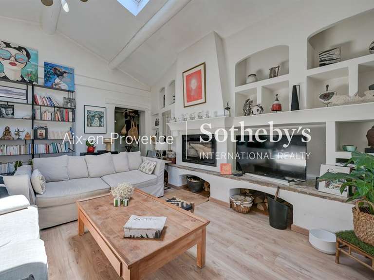 Maison Aix-en-Provence - 3 chambres - 127m²